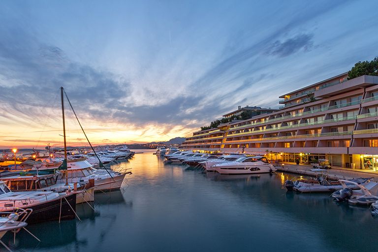 Marina Lav
